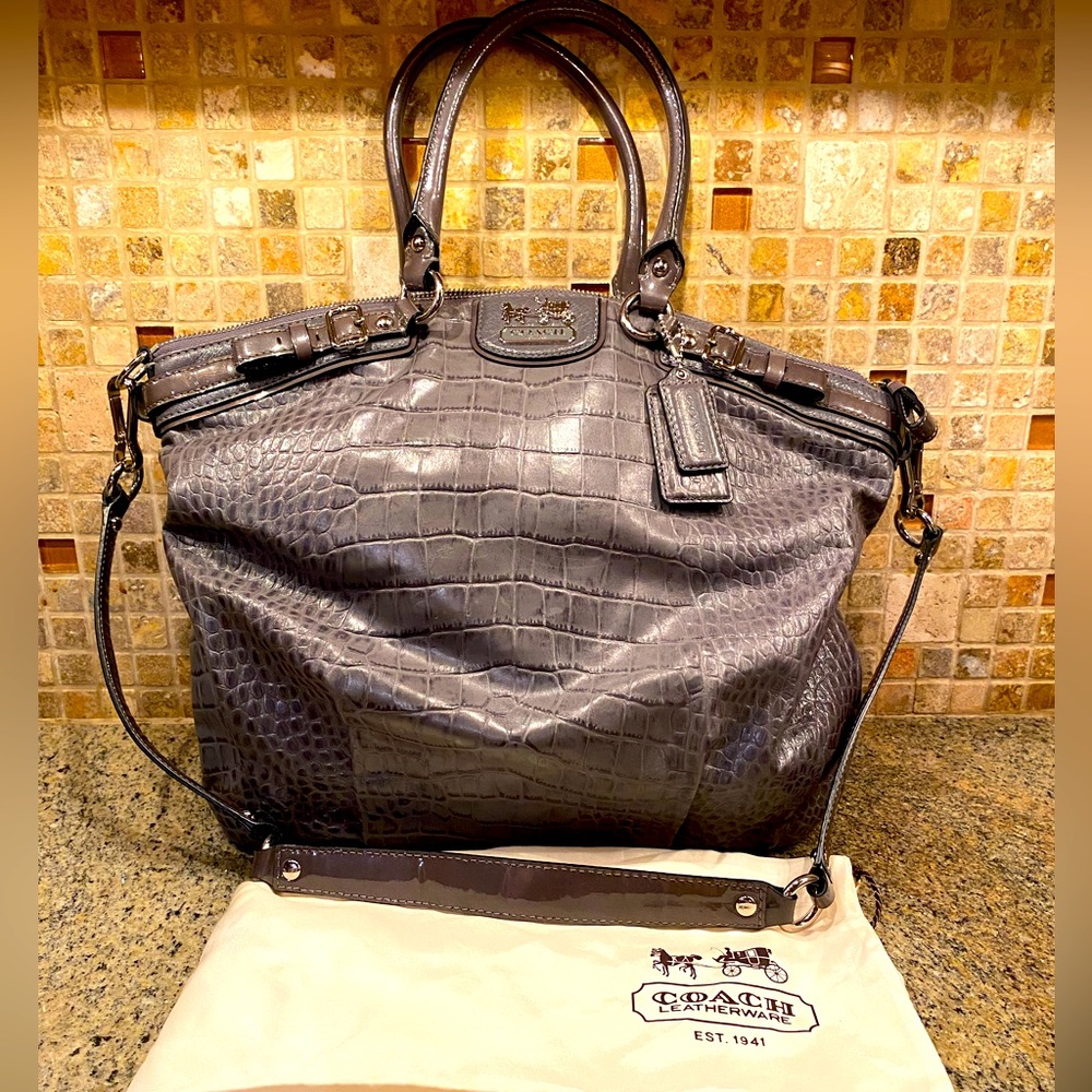 EUC COACH Gray Croc Embossed Chain Link Sophia